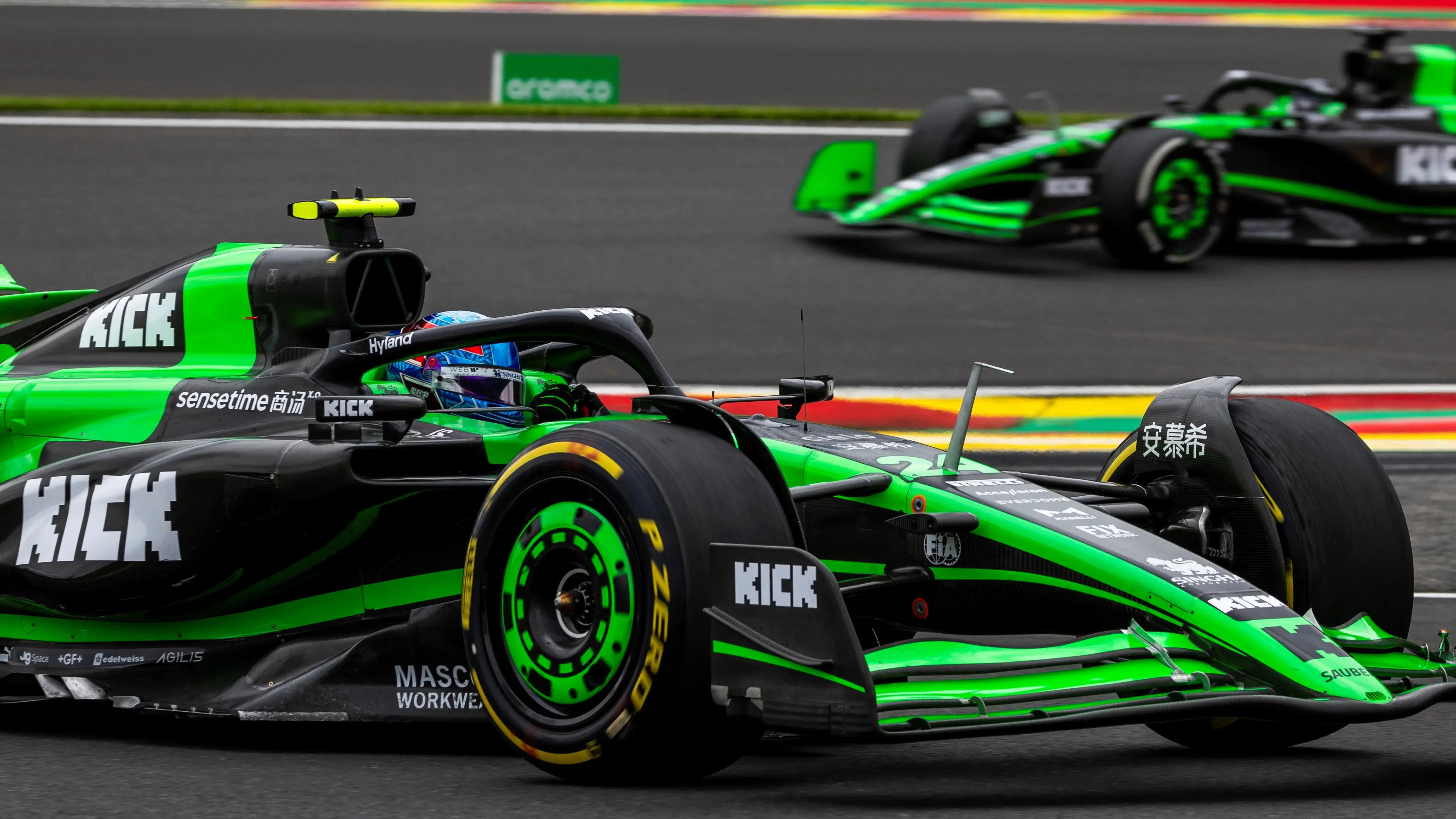 索伯车队碾压梅赛德斯，皮亚斯特里惊艳四座