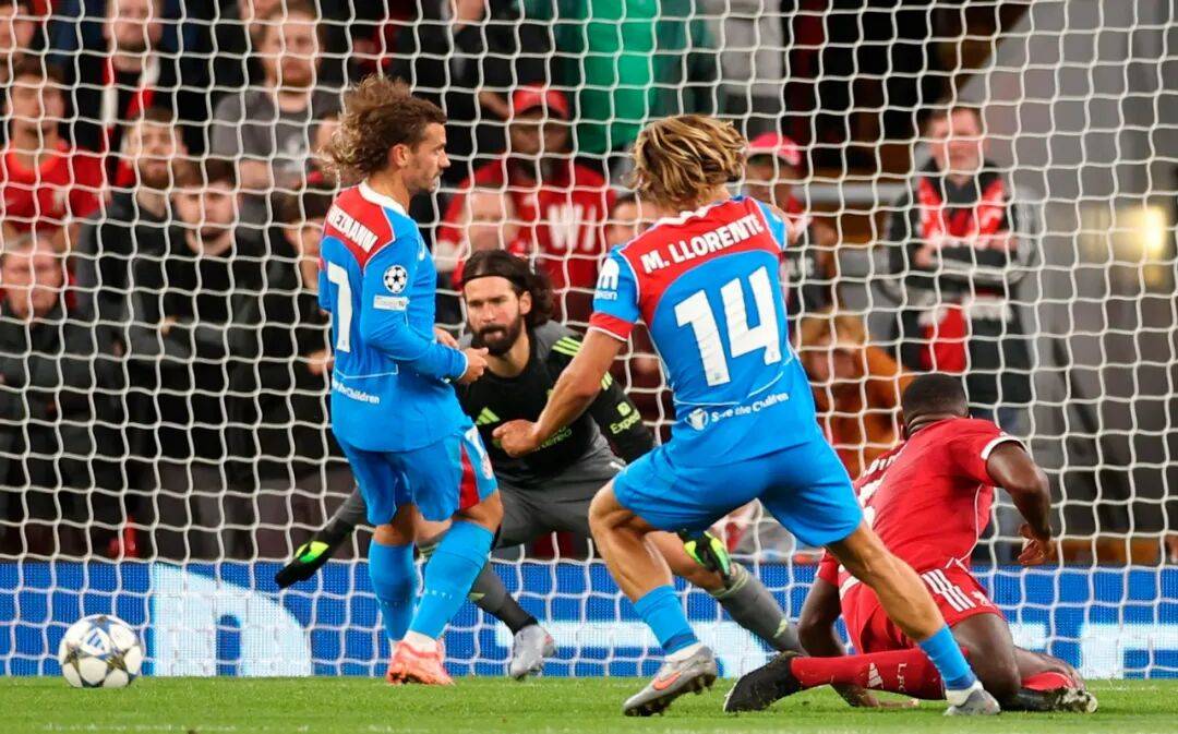 日本绝杀瑞士,范戴克统治全场 日本绝杀瑞士,范戴克统治全场