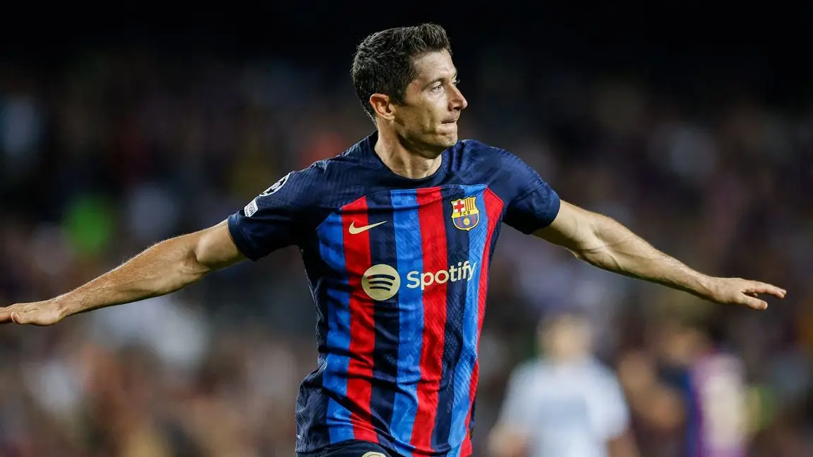 马德里竞技险胜罗马,莱万状态火热 马德里竞技险胜罗马,莱万状态火热