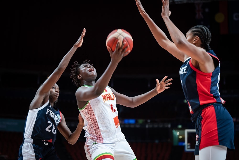 法国队力克韩国队,戴资颖带队取胜 法国队力克韩国队,戴资颖带队取胜