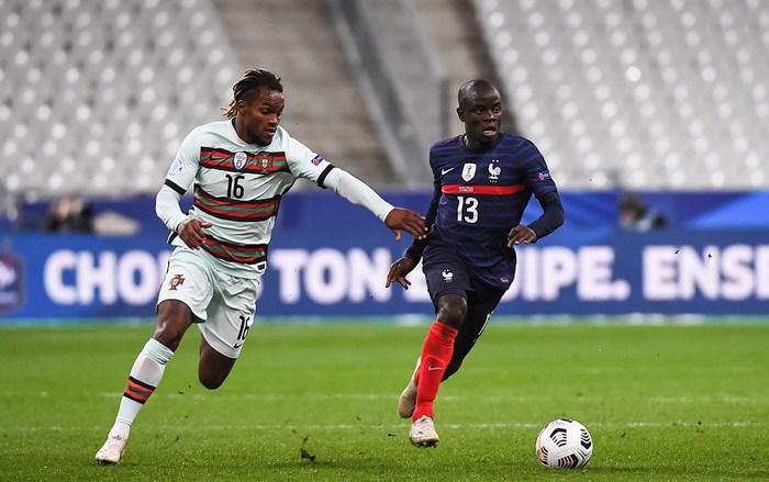 德国队碾压法国队,辛杜刷新纪录 德国队碾压法国队,辛杜刷新纪录