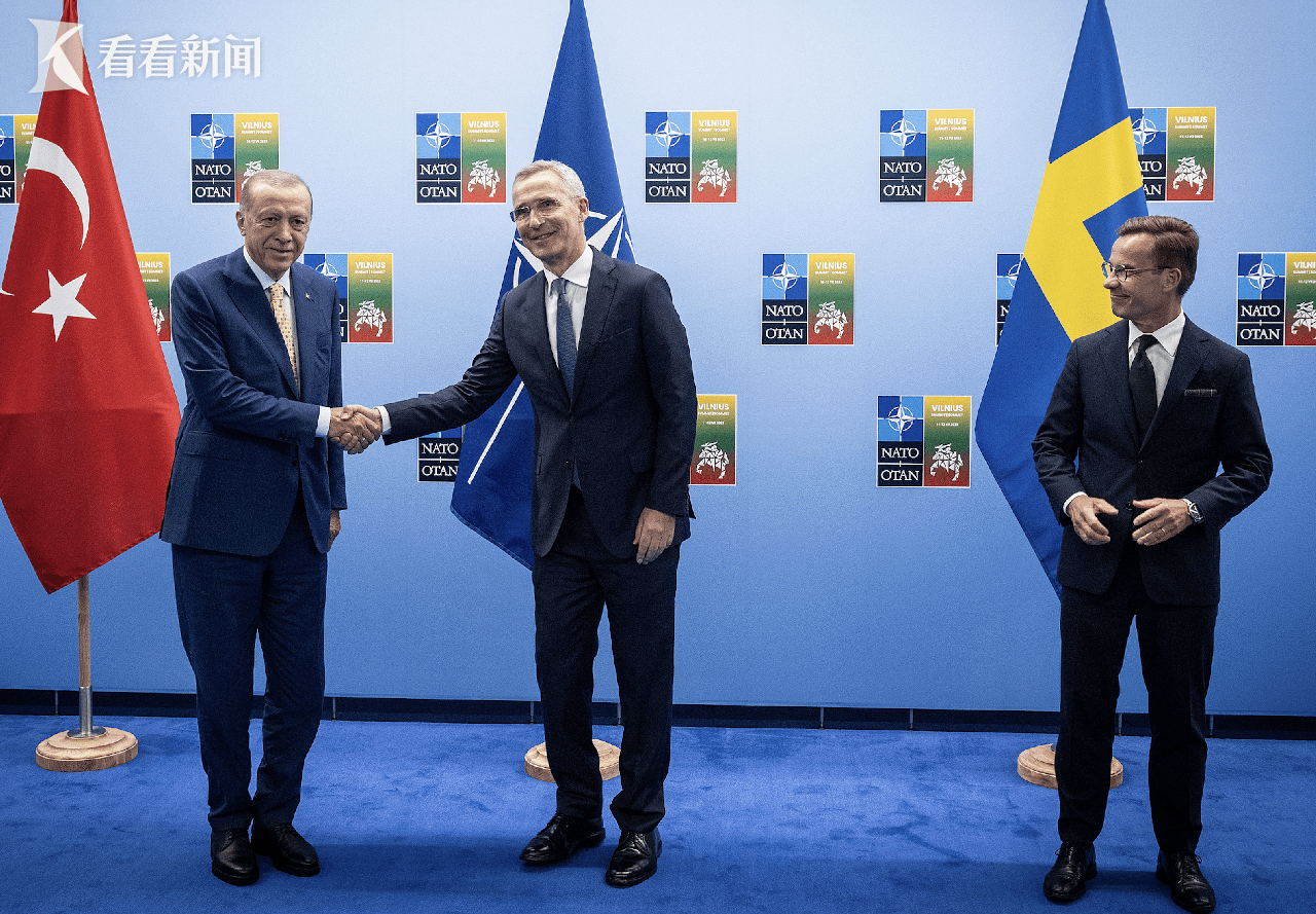 瑞典力克土耳其，阿尔瓦雷斯带队取胜