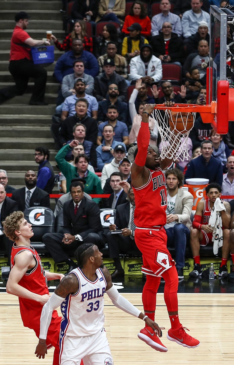 独行侠翻盘公牛，德罗赞点燃赛场