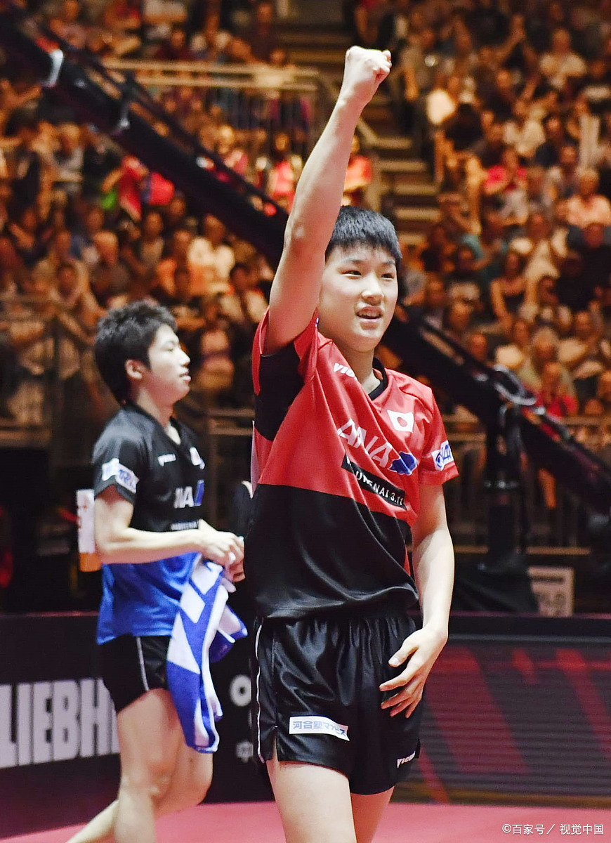 波兰乒乓球队轻取英国乒乓球队，张本智和绝境逆转