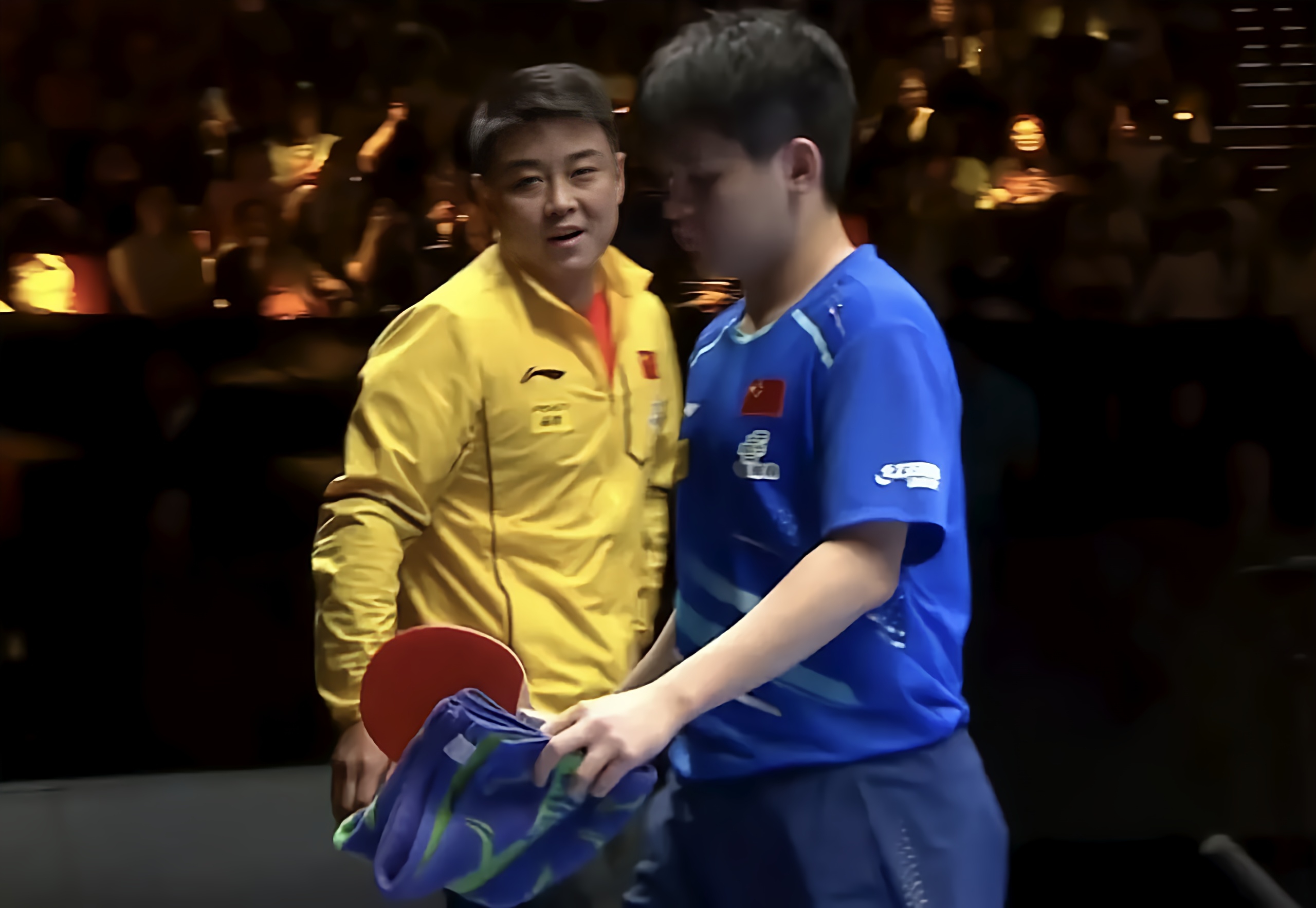 葡萄牙队鏖战奥地利队，王皓扛起全队